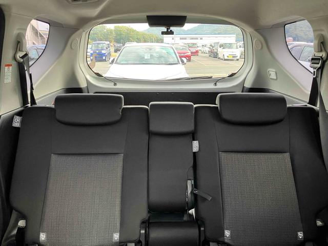 シエンタ ファンベースG ドライブレコーダー バックカメラ ナビ TV クリアランスソナー レーンアシスト 衝突被害軽減システム 両側電動スライドドア オートマチックハイビーム スマートキー アイドリングストップ(44枚目)