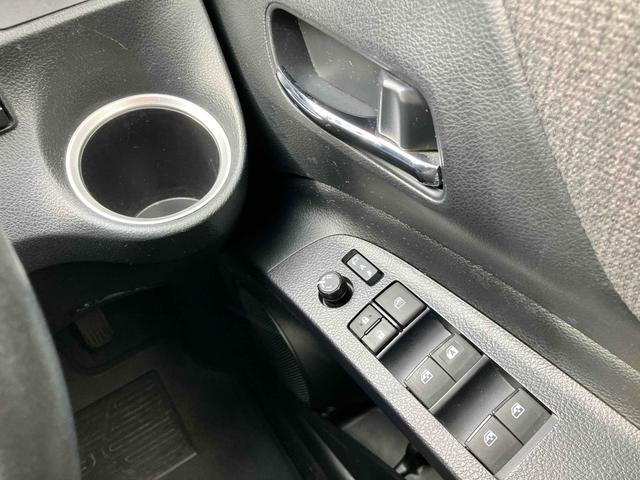 シエンタ ファンベースG ドライブレコーダー バックカメラ ナビ TV クリアランスソナー レーンアシスト 衝突被害軽減システム 両側電動スライドドア オートマチックハイビーム スマートキー アイドリングストップ(58枚目)