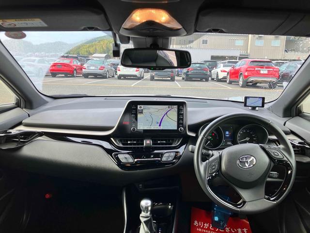 当車輌をご覧いただきありがとうございます！当車輌のこと、現在お乗りのお車で何か気になることがございましたらお気軽にご連絡ください♪車輌や当店の見学だけでも大歓迎です♪