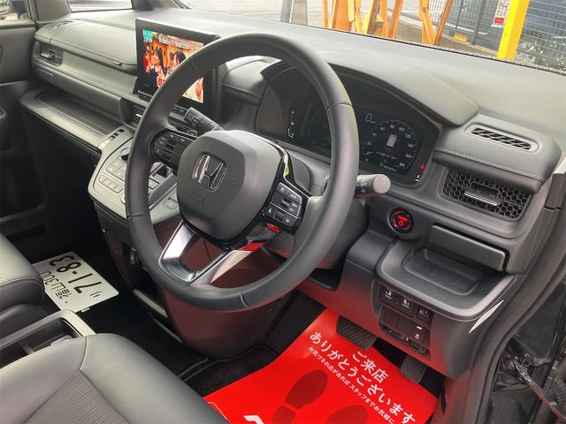 ステップワゴン ｅ：ＨＥＶスパーダ　ワンオーナー　ドライブレコーダー　ＥＴＣ　全周囲カメラ　ナビ　ＴＶ　クリアランスソナー　オートクルーズコントロール　衝突被害軽減システム　両側電動スライドドア　オートライト　ＬＥＤヘッドランプ（46枚目）