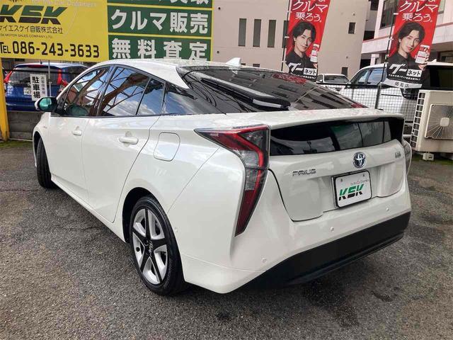 プリウス Ａ　ＥＴＣ　クリアランスソナー　レーンアシスト　オートクルーズコントロール　パークアシスト　衝突被害軽減システム　バックカメラ　ナビ　ＴＶ　アルミホイール　オートマチックハイビーム　オートライト（15枚目）