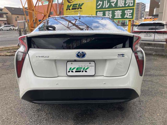 プリウス Ａ　ＥＴＣ　クリアランスソナー　レーンアシスト　オートクルーズコントロール　パークアシスト　衝突被害軽減システム　バックカメラ　ナビ　ＴＶ　アルミホイール　オートマチックハイビーム　オートライト（16枚目）