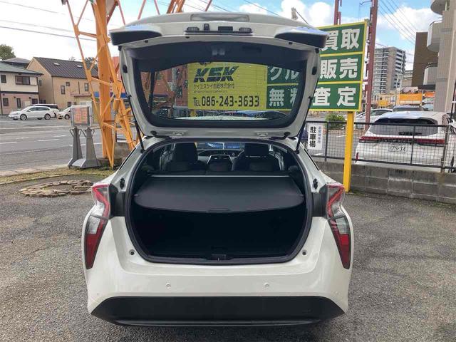 プリウス Ａ　ＥＴＣ　クリアランスソナー　レーンアシスト　オートクルーズコントロール　パークアシスト　衝突被害軽減システム　バックカメラ　ナビ　ＴＶ　アルミホイール　オートマチックハイビーム　オートライト（28枚目）