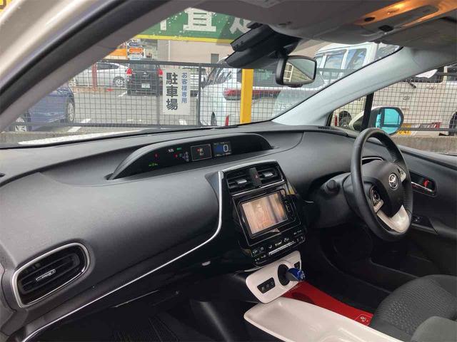 プリウス Ａ　ＥＴＣ　クリアランスソナー　レーンアシスト　オートクルーズコントロール　パークアシスト　衝突被害軽減システム　バックカメラ　ナビ　ＴＶ　アルミホイール　オートマチックハイビーム　オートライト（50枚目）