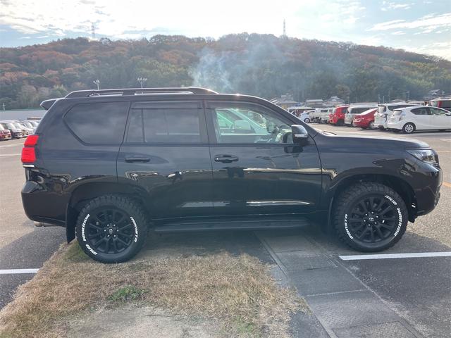 ランドクルーザープラド TX Lパッケージ マットブラックエディション ワンオーナー・マルチテレインモニター・フルセグTV・ナビ・Bluetooth・サンルーフ・ルーフレール・レザーパワーシート・ベンチレーション・シートヒーター・ビルトインETC・LEDヘッドライト(13枚目)