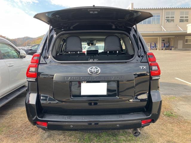 ランドクルーザープラド TX Lパッケージ マットブラックエディション ワンオーナー・マルチテレインモニター・フルセグTV・ナビ・Bluetooth・サンルーフ・ルーフレール・レザーパワーシート・ベンチレーション・シートヒーター・ビルトインETC・LEDヘッドライト(17枚目)