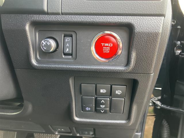 ランドクルーザープラド TX Lパッケージ マットブラックエディション ワンオーナー・マルチテレインモニター・フルセグTV・ナビ・Bluetooth・サンルーフ・ルーフレール・レザーパワーシート・ベンチレーション・シートヒーター・ビルトインETC・LEDヘッドライト(31枚目)