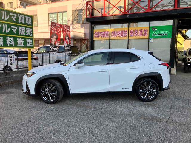 ＵＸ ＵＸ２５０ｈ　Ｆスポーツ　ドライブレコーダー　全周囲カメラ　クリアランスソナー　オートクルーズコントロール　レーンアシスト　パワーシート　衝突被害軽減システム　ナビ　ＴＶ　オートマチックハイビーム　オートライト（18枚目）