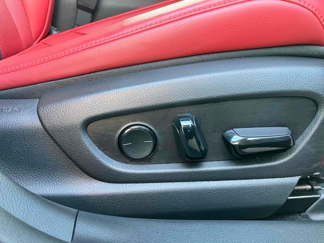 ＵＸ ＵＸ２５０ｈ　Ｆスポーツ　ドライブレコーダー　全周囲カメラ　クリアランスソナー　オートクルーズコントロール　レーンアシスト　パワーシート　衝突被害軽減システム　ナビ　ＴＶ　オートマチックハイビーム　オートライト（40枚目）