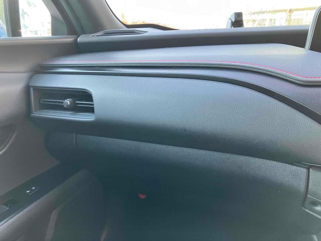 ＵＸ ＵＸ２５０ｈ　Ｆスポーツ　ドライブレコーダー　全周囲カメラ　クリアランスソナー　オートクルーズコントロール　レーンアシスト　パワーシート　衝突被害軽減システム　ナビ　ＴＶ　オートマチックハイビーム　オートライト（50枚目）