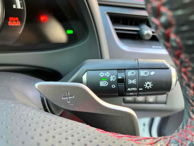 ＵＸ ＵＸ２５０ｈ　Ｆスポーツ　ドライブレコーダー　全周囲カメラ　クリアランスソナー　オートクルーズコントロール　レーンアシスト　パワーシート　衝突被害軽減システム　ナビ　ＴＶ　オートマチックハイビーム　オートライト（55枚目）