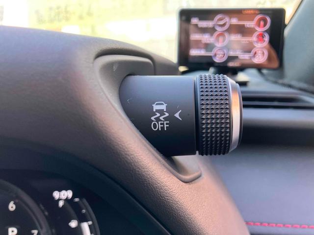 ＵＸ ＵＸ２５０ｈ　Ｆスポーツ　ドライブレコーダー　全周囲カメラ　クリアランスソナー　オートクルーズコントロール　レーンアシスト　パワーシート　衝突被害軽減システム　ナビ　ＴＶ　オートマチックハイビーム　オートライト（59枚目）