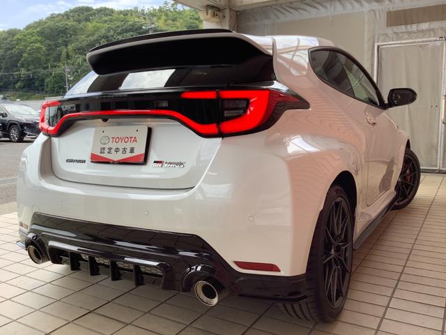 ＧＲヤリス ＲＺ　ハイパフォーマンス　トヨタ認定中古車　４ＷＤ　フルセグ　メモリーナビ　Ｂｌｕｅｔｏｏｔｈ　ミュージックプレイヤー接続可　バックカメラ　衝突被害軽減システム　ＥＴＣ　ドラレコ　ＬＥＤヘッドランプ　ワンオーナー　フルエアロ（24枚目）