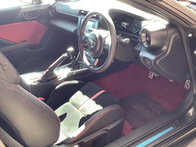 ＧＲ８６ ＲＺ　トヨタ認定中古車　フルセグ　メモリーナビ　ＤＶＤ再生　Ｂｌｕｅｔｏｏｔｈ　ミュージックプレイヤー接続可　バックカメラ　衝突被害軽減システム　ＥＴＣ　ＬＥＤヘッドランプ　シ－トヒ－タ－　ワンオーナー（31枚目）