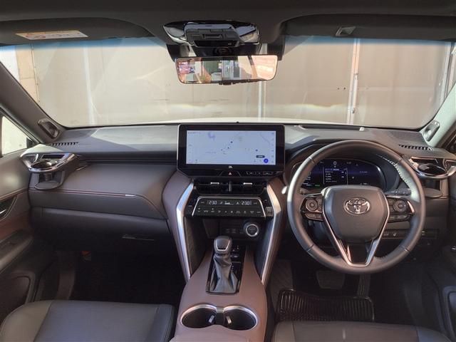 ハリアーハイブリッド Ｚ　レザーパッケージ　トヨタ認定中古車　本革シート　サンルーフ　フルセグ　メモリーナビ　Ｂｌｕｅｔｏｏｔｈ　ミュージックプレイヤー接続可　バックカメラ　衝突被害軽減システム　ＥＴＣ　ドラレコ　ＬＥＤ　ワンオーナー　記録簿（5枚目）
