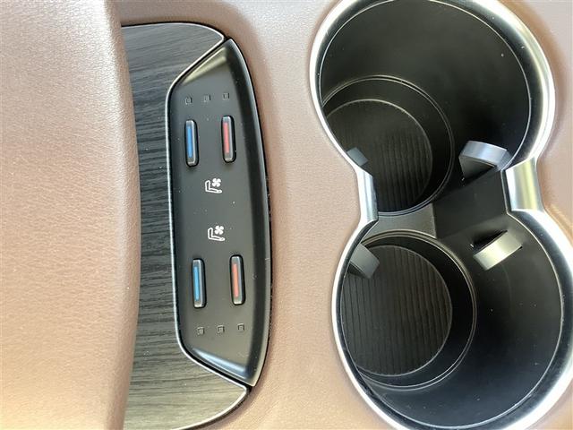 ハリアーハイブリッド Ｚ　レザーパッケージ　トヨタ認定中古車　本革シート　サンルーフ　フルセグ　メモリーナビ　Ｂｌｕｅｔｏｏｔｈ　ミュージックプレイヤー接続可　バックカメラ　衝突被害軽減システム　ＥＴＣ　ドラレコ　ＬＥＤ　ワンオーナー　記録簿（14枚目）