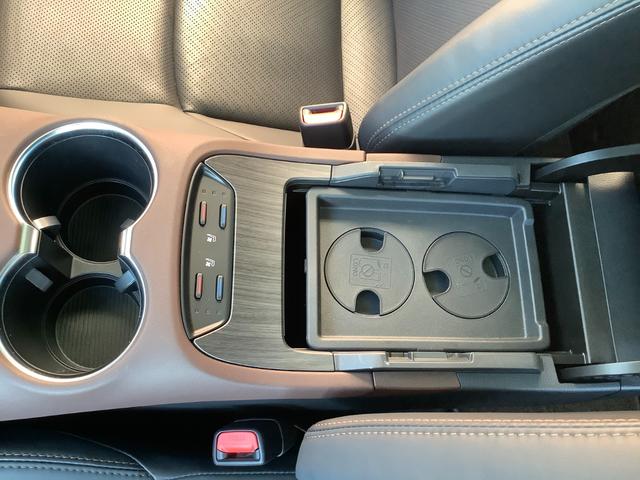 ハリアーハイブリッド Ｚ　レザーパッケージ　トヨタ認定中古車　本革シート　サンルーフ　フルセグ　メモリーナビ　Ｂｌｕｅｔｏｏｔｈ　ミュージックプレイヤー接続可　バックカメラ　衝突被害軽減システム　ＥＴＣ　ドラレコ　ＬＥＤ　ワンオーナー　記録簿（37枚目）
