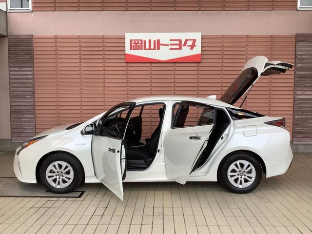 プリウス Ｓセーフティプラス　トヨタ認定中古車　フルセグ　メモリーナビ　ＤＶＤ再生　Ｂｌｕｅｔｏｏｔｈ接続　ミュージックプレイヤー接続可　バックカメラ　衝突被害軽減システム　ＥＴＣ　ドラレコ　ＬＥＤヘッドランプ（49枚目）