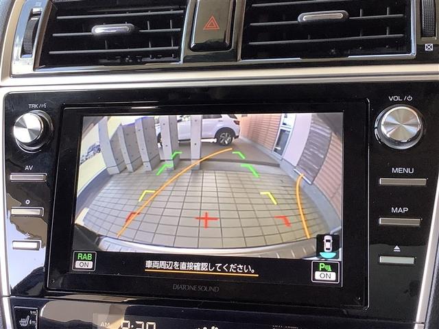 レガシィアウトバック リミテッド　本革シート　４ＷＤ　フルセグ　メモリーナビ　ＤＶＤ再生　Ｂｌｕｅｔｏｏｔｈ　ミュージックプレイヤー接続可　バックカメラ　衝突被害軽減システム　ＥＴＣ　ドラレコ　ＬＥＤヘッドランプ　アイドリングストップ（11枚目）
