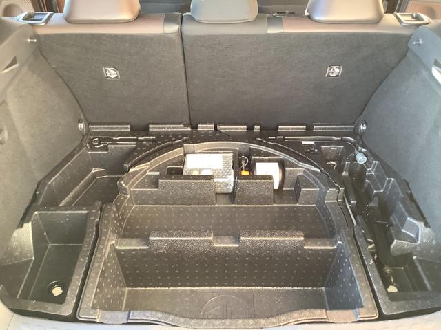 Ｃ－ＨＲ Ｇ　トヨタ認定中古車　フルセグ　メモリーナビ　ＤＶＤ再生　Ｂｌｕｅｔｏｏｔｈ接続　ミュージックプレイヤー接続可　バックカメラ　衝突被害軽減システム　ＥＴＣ　ドラレコ　ＬＥＤヘッドランプ　記録簿（31枚目）
