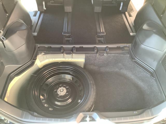 ヴォクシー ハイブリッドＳ－Ｚ　トヨタ認定中古車　フルセグ　メモリーナビ　ＤＶＤ再生　Ｂｌｕｅｔｏｏｔｈ　ミュージックプレイヤー接続　後席モニター　バックカメラ　衝突被害軽減システム　ＥＴＣ　ドラレコ　両側電動スライド　ＬＥＤ　７人（33枚目）
