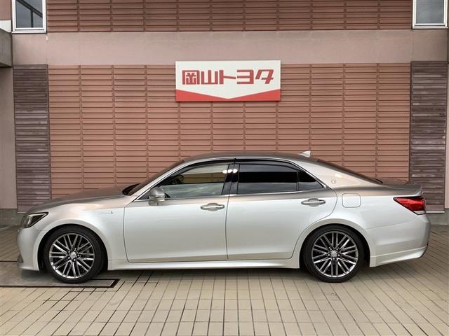 クラウンハイブリッド アスリートＧ　トヨタ認定中古車　本革シート　フルセグ　メモリーナビ　ＤＶＤ再生　Ｂｌｕｅｔｏｏｔｈ接続　ＵＳＢ端子　ミュージックプレイヤー接続可　バックカメラ　衝突被害軽減システム　ＥＴＣ　ＬＥＤヘッドランプ（2枚目）