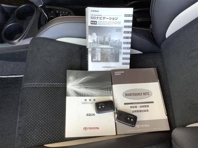 アクア G G’s トヨタ認定中古車 フルセグ メモリーナビ DVD再生 Bluetooth接続 ミュージックプレイヤー接続可 バックカメラ ETC 前後ドラレコ LEDヘッドランプ シ-トヒ-タ- ワンオーナー(18枚目)