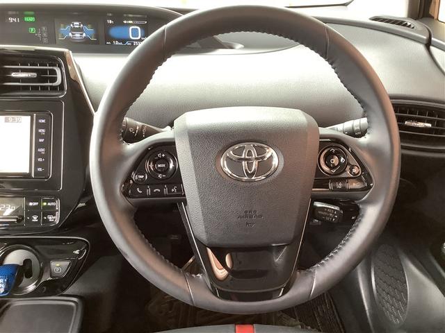 プリウス S トヨタ認定中古車 4WD フルセグ メモリーナビ DVD再生 Bluetooth ミュージックプレイヤー接続可 バックカメラ 衝突被害軽減システム ETC ドラレコ LEDヘッドランプ ワンオーナー(4枚目)