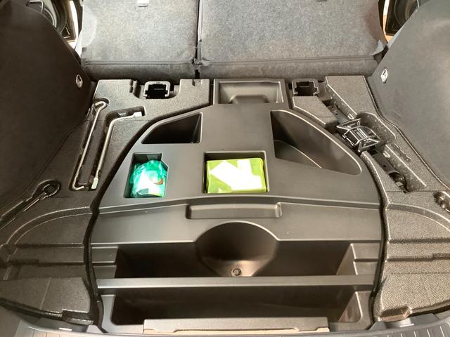 プリウス S トヨタ認定中古車 4WD フルセグ メモリーナビ DVD再生 Bluetooth ミュージックプレイヤー接続可 バックカメラ 衝突被害軽減システム ETC ドラレコ LEDヘッドランプ ワンオーナー(34枚目)