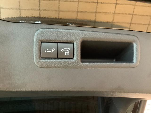 ハリアーハイブリッド Ｚ　レザーパッケージ　トヨタ認定中古車　本革シート　サンルーフ　４ＷＤ　フルセグ　メモリーナビ　Ｂｌｕｅｔｏｏｔｈ　ミュージックプレイヤー可　バックカメラ　衝突被害軽減システム　ＥＴＣ　ドラレコ　ＬＥＤヘッドランプ　記録簿（30枚目）