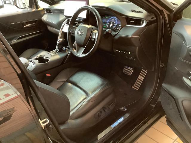 ハリアーハイブリッド Ｚ　レザーパッケージ　トヨタ認定中古車　本革シート　サンルーフ　４ＷＤ　フルセグ　メモリーナビ　Ｂｌｕｅｔｏｏｔｈ　ミュージックプレイヤー可　バックカメラ　衝突被害軽減システム　ＥＴＣ　ドラレコ　ＬＥＤヘッドランプ　記録簿（44枚目）