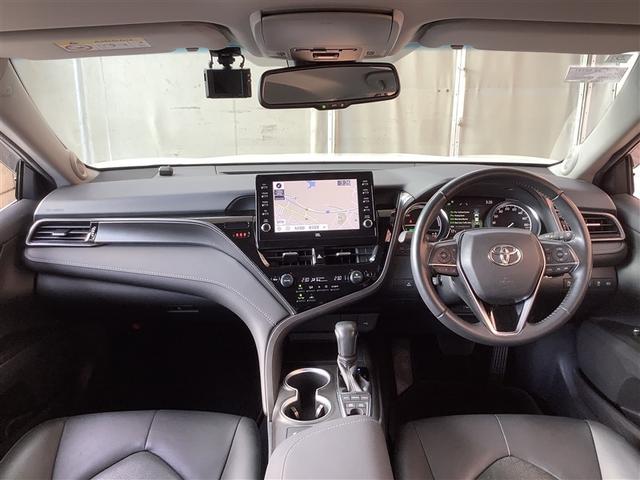 カムリ WSレザーパッケージ トヨタ認定中古車 本革シート 4WD フルセグ メモリーナビ Bluetooth接続 ミュージックプレイヤー接続可 バックカメラ 衝突被害軽減システム ETC ドラレコ LEDヘッドランプ 記録簿(5枚目)