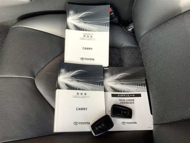カムリ WSレザーパッケージ トヨタ認定中古車 本革シート 4WD フルセグ メモリーナビ Bluetooth接続 ミュージックプレイヤー接続可 バックカメラ 衝突被害軽減システム ETC ドラレコ LEDヘッドランプ 記録簿(18枚目)
