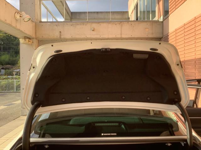 カムリ WSレザーパッケージ トヨタ認定中古車 本革シート 4WD フルセグ メモリーナビ Bluetooth接続 ミュージックプレイヤー接続可 バックカメラ 衝突被害軽減システム ETC ドラレコ LEDヘッドランプ 記録簿(29枚目)