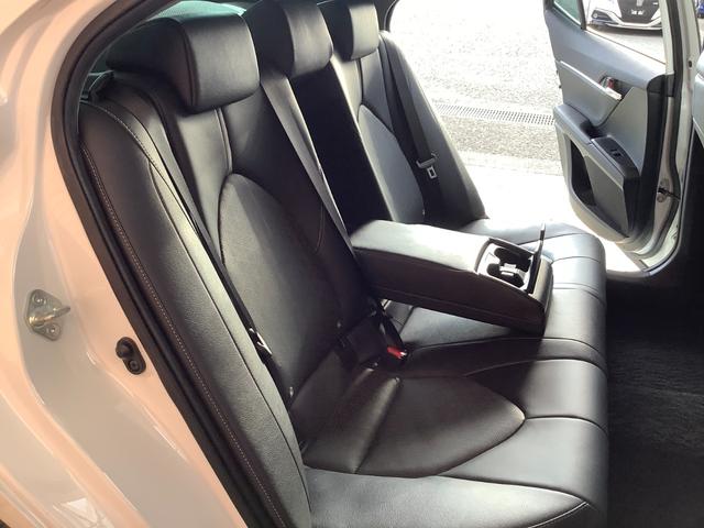 カムリ WSレザーパッケージ トヨタ認定中古車 本革シート 4WD フルセグ メモリーナビ Bluetooth接続 ミュージックプレイヤー接続可 バックカメラ 衝突被害軽減システム ETC ドラレコ LEDヘッドランプ 記録簿(43枚目)