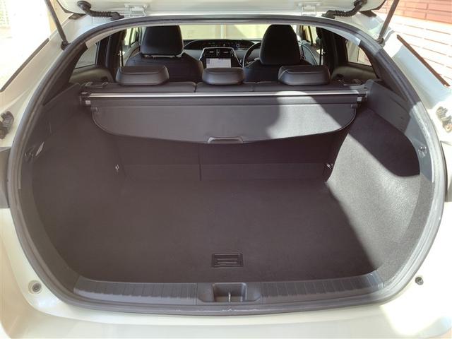 プリウス Aツーリングセレクション トヨタ認定中古車 フルセグ メモリーナビ DVD再生 ミBluetooth接続 ュージックプレイヤー接続可 バックカメラ 衝突被害軽減システム ETC ドラレコ LEDヘッドランプ ワンオーナー(8枚目)