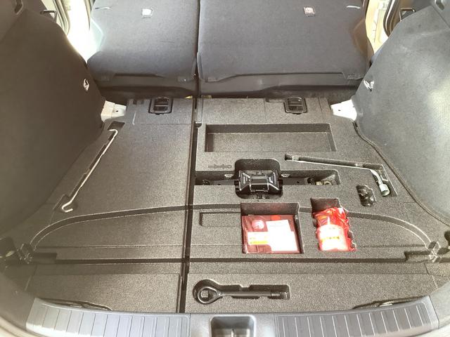 プリウス Aツーリングセレクション トヨタ認定中古車 フルセグ メモリーナビ DVD再生 ミBluetooth接続 ュージックプレイヤー接続可 バックカメラ 衝突被害軽減システム ETC ドラレコ LEDヘッドランプ ワンオーナー(33枚目)