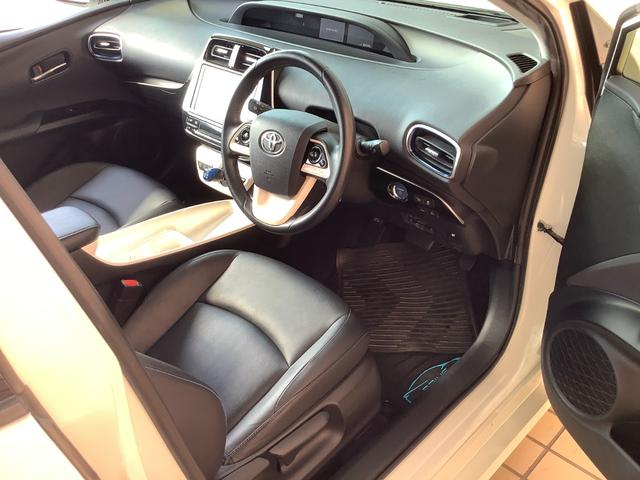 プリウス Aツーリングセレクション トヨタ認定中古車 フルセグ メモリーナビ DVD再生 ミBluetooth接続 ュージックプレイヤー接続可 バックカメラ 衝突被害軽減システム ETC ドラレコ LEDヘッドランプ ワンオーナー(43枚目)