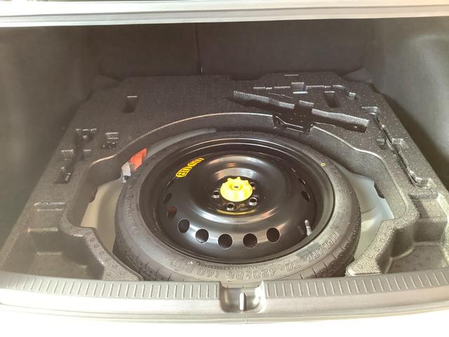 カローラ ハイブリッド ダブルバイビー トヨタ認定中古車 フルセグ メモリーナビ Bluetooth ミュージックプレイヤー接続可 バックカメラ 衝突被害軽減システム ETC ドラレコ LEDヘッドランプ シ-トヒ-タ- ワンオーナー(31枚目)