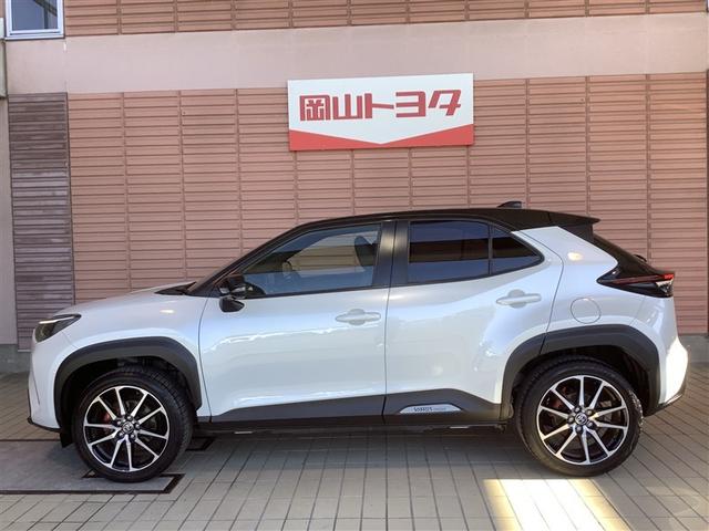 ヤリスクロス ハイブリッド　ＧＲスポーツ　トヨタ認定中古車　フルセグ　メモリーナビ　Ｂｌｕｅｔｏｏｔｈ接続　ＵＳＢ　ミュージックプレイヤー接続可　バックカメラ　衝突被害軽減システム　ＥＴＣ　前後ドラレコ　ＬＥＤヘッドランプ　ワンオーナー（2枚目）