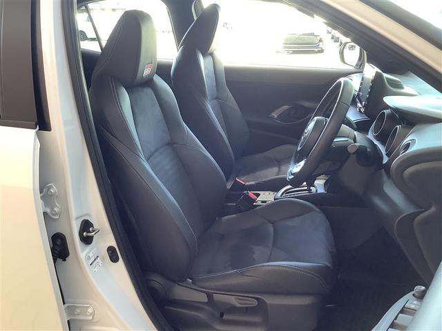 ヤリスクロス ハイブリッド　ＧＲスポーツ　トヨタ認定中古車　フルセグ　メモリーナビ　Ｂｌｕｅｔｏｏｔｈ接続　ＵＳＢ　ミュージックプレイヤー接続可　バックカメラ　衝突被害軽減システム　ＥＴＣ　前後ドラレコ　ＬＥＤヘッドランプ　ワンオーナー（6枚目）