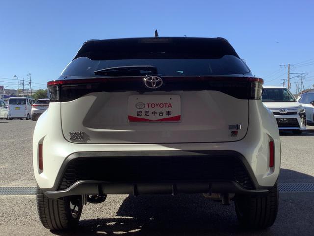 ヤリスクロス ハイブリッド　ＧＲスポーツ　トヨタ認定中古車　フルセグ　メモリーナビ　Ｂｌｕｅｔｏｏｔｈ接続　ＵＳＢ　ミュージックプレイヤー接続可　バックカメラ　衝突被害軽減システム　ＥＴＣ　前後ドラレコ　ＬＥＤヘッドランプ　ワンオーナー（25枚目）