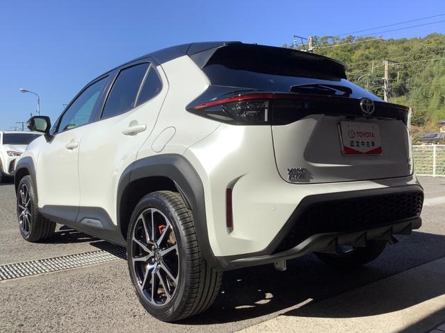 ヤリスクロス ハイブリッド　ＧＲスポーツ　トヨタ認定中古車　フルセグ　メモリーナビ　Ｂｌｕｅｔｏｏｔｈ接続　ＵＳＢ　ミュージックプレイヤー接続可　バックカメラ　衝突被害軽減システム　ＥＴＣ　前後ドラレコ　ＬＥＤヘッドランプ　ワンオーナー（26枚目）