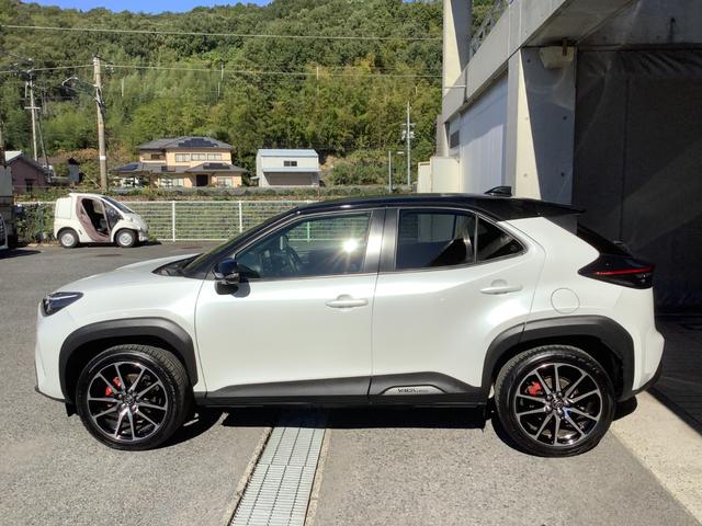 ヤリスクロス ハイブリッド　ＧＲスポーツ　トヨタ認定中古車　フルセグ　メモリーナビ　Ｂｌｕｅｔｏｏｔｈ接続　ＵＳＢ　ミュージックプレイヤー接続可　バックカメラ　衝突被害軽減システム　ＥＴＣ　前後ドラレコ　ＬＥＤヘッドランプ　ワンオーナー（50枚目）