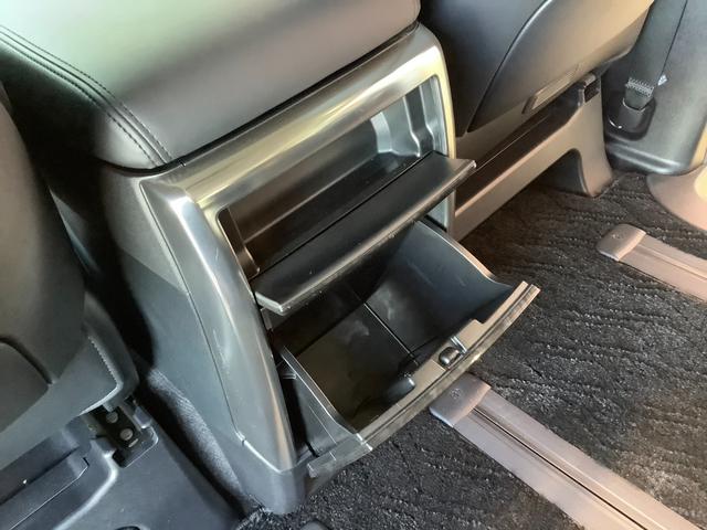 ヴェルファイア ３．５Ｚ　Ｇ　トヨタ認定中古車　フルセグ　メモリーナビ　ＤＶＤ再生　Ｂｌｕｅｔｏｏｔｈ　ミュージックプレイヤー接続　後席モニター　バックカメラ　衝突被害軽減システム　ＥＴＣ　ドラレコ　両側電動スライド　ＬＥＤ　７人（41枚目）