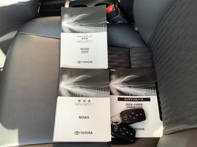 ノア ハイブリッドS-Z トヨタ認定中古車 4WD フルセグ メモリーナビ DVD再生 Bluetooth ミュージックプレイヤー可 後席モニター バックカメラ 衝突被害軽減システム ETC ドラレコ 両側電動スライド LED(18枚目)