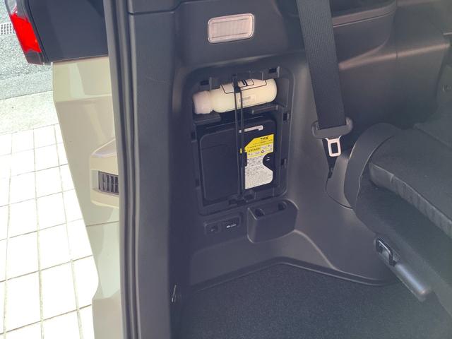 ノア ハイブリッドS-Z トヨタ認定中古車 4WD フルセグ メモリーナビ DVD再生 Bluetooth ミュージックプレイヤー可 後席モニター バックカメラ 衝突被害軽減システム ETC ドラレコ 両側電動スライド LED(34枚目)