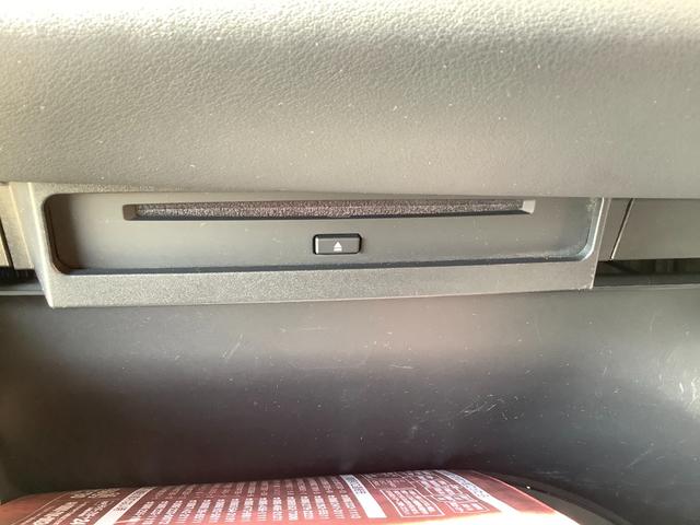 ノア ハイブリッドS-Z トヨタ認定中古車 4WD フルセグ メモリーナビ DVD再生 Bluetooth ミュージックプレイヤー可 後席モニター バックカメラ 衝突被害軽減システム ETC ドラレコ 両側電動スライド LED(40枚目)