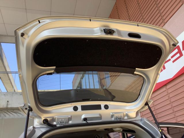 アクア Sスタイルブラック トヨタ認定中古車 フルセグ メモリーナビ DVD再生 Bluetooth接続 ミュージックプレイヤー接続可 バックカメラ 衝突被害軽減システム ETC LEDヘッドランプ シ-トヒ-タ- ワンオーナー(29枚目)