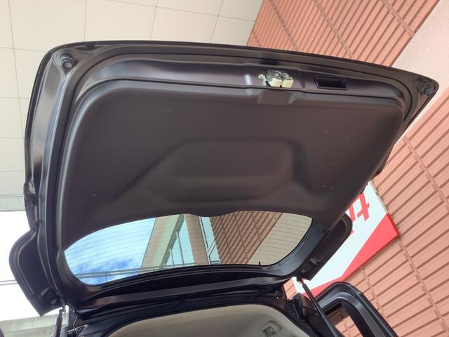 フリードハイブリッド ハイブリッド・Gホンダセンシング フルセグ メモリーナビ DVD再生 Bluetooth接続 USB端子 ミュージックプレイヤー接続可 バックカメラ 衝突被害軽減システム ETC 両側電動スライド LEDヘッドランプ 6人 3列シ-ト(28枚目)